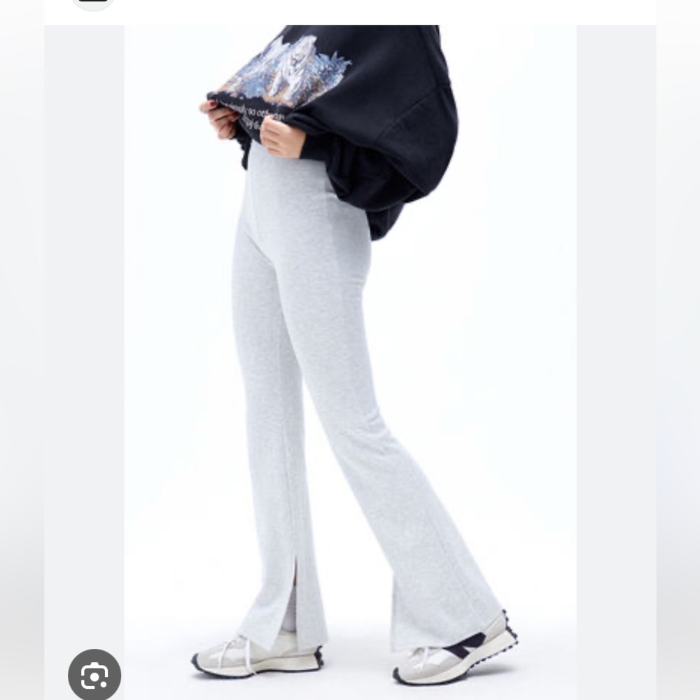 Grey ribbed flare pants